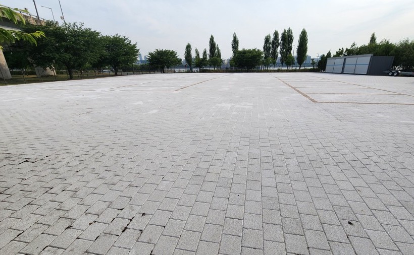 Land mooring at Seoul Water Leports Center